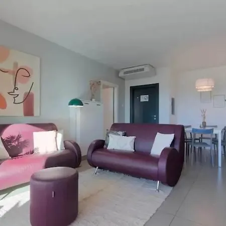 Apartamento Maggiore 3 Bedroom With Pool Maccagno